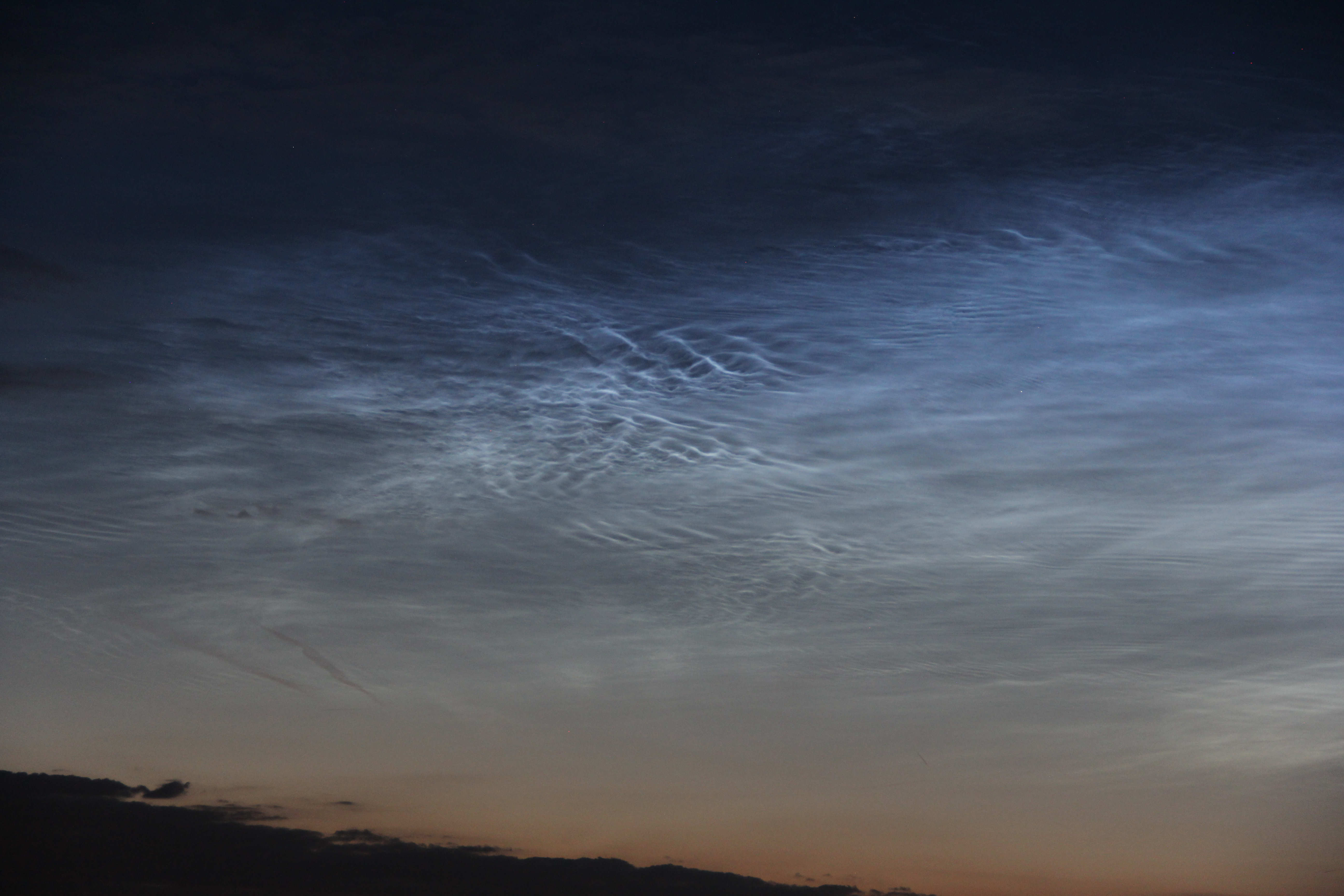 noctilucent-cloud-3a.jpg
